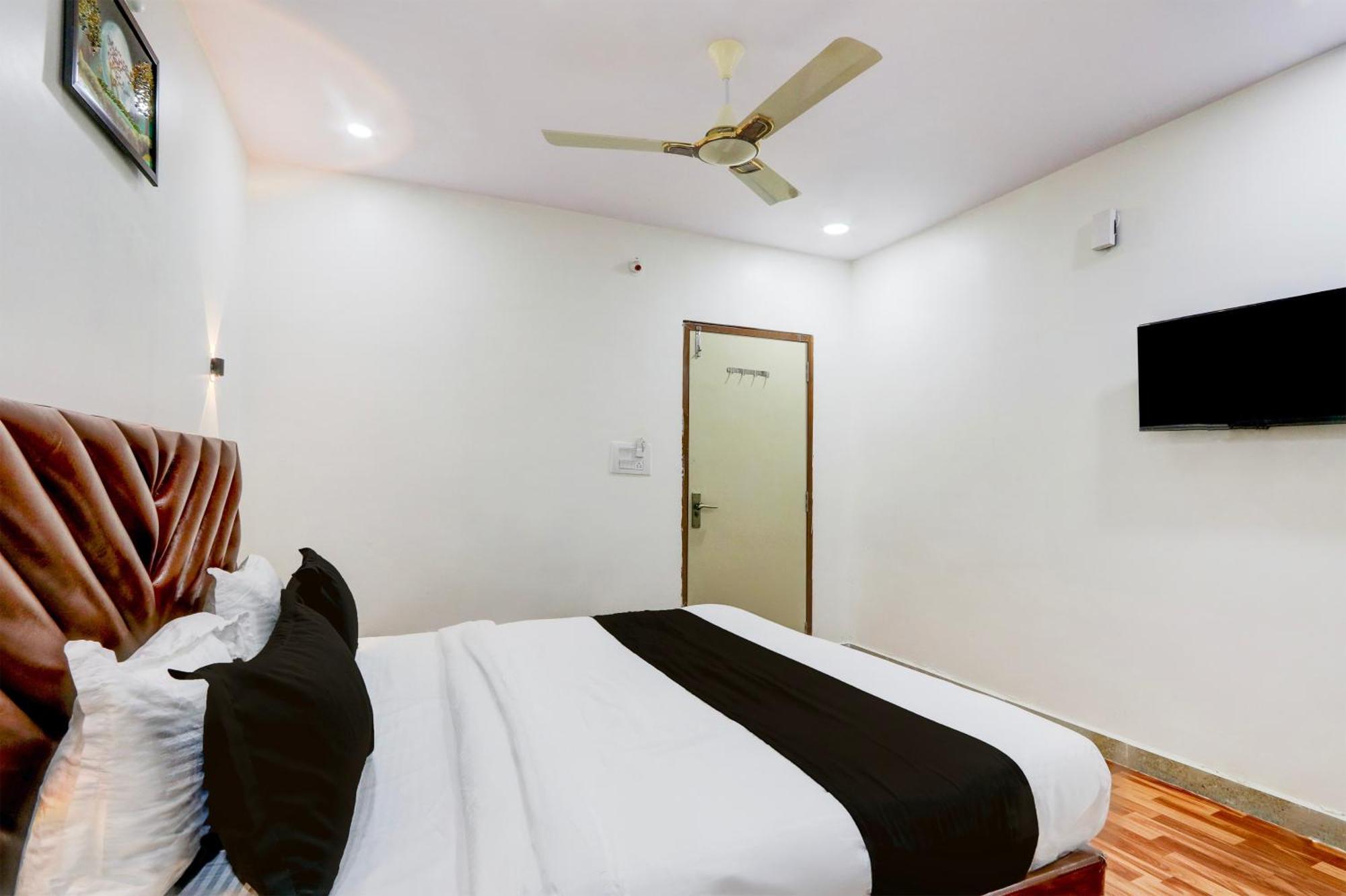 Hotel O Rms Grand Patancheru Экстерьер фото